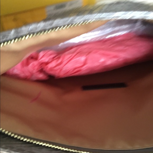 Authentic Fendi Snakeskin Iridescent Clutch - Picture 5 of 6